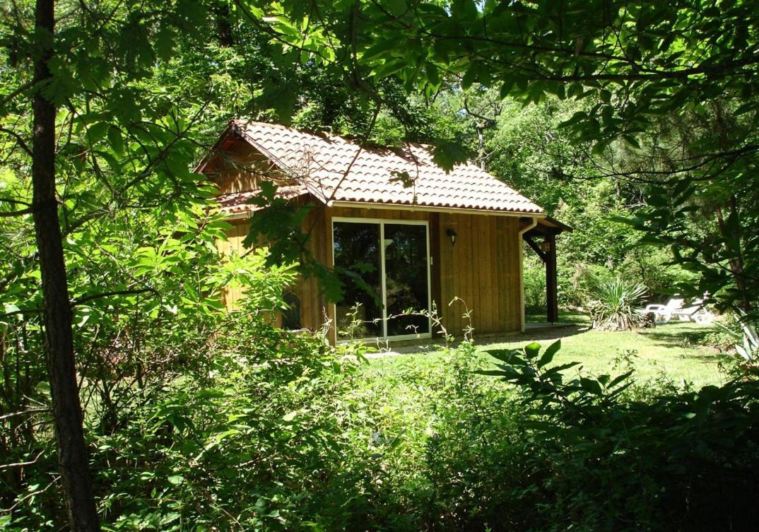 Les Cabanes De Rouffignac Villa Luaran gambar