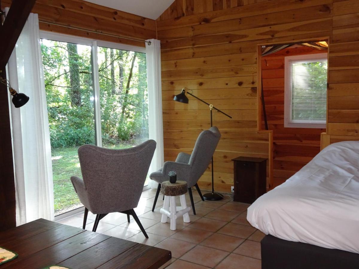 Les Cabanes De Rouffignac Villa Luaran gambar